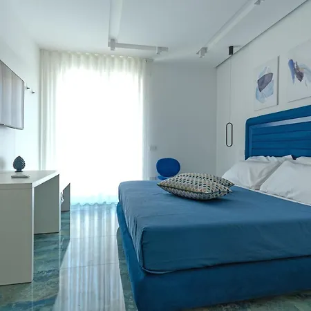 Napoli 164 Konukevi 4*